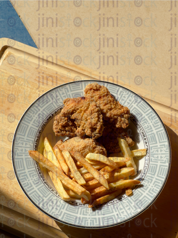 Fried chicken with fries