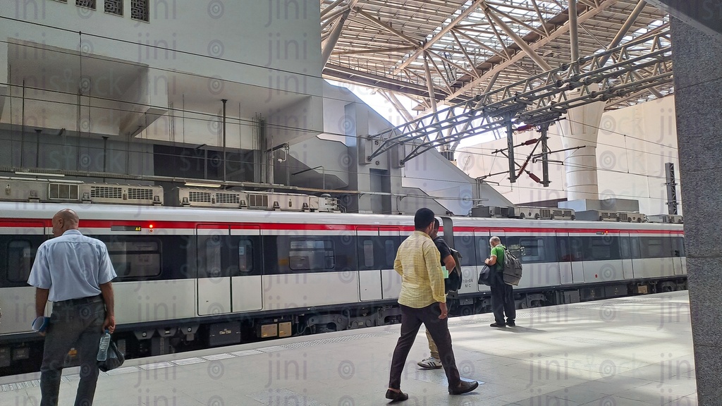 The electric train in Adly Mansour station.