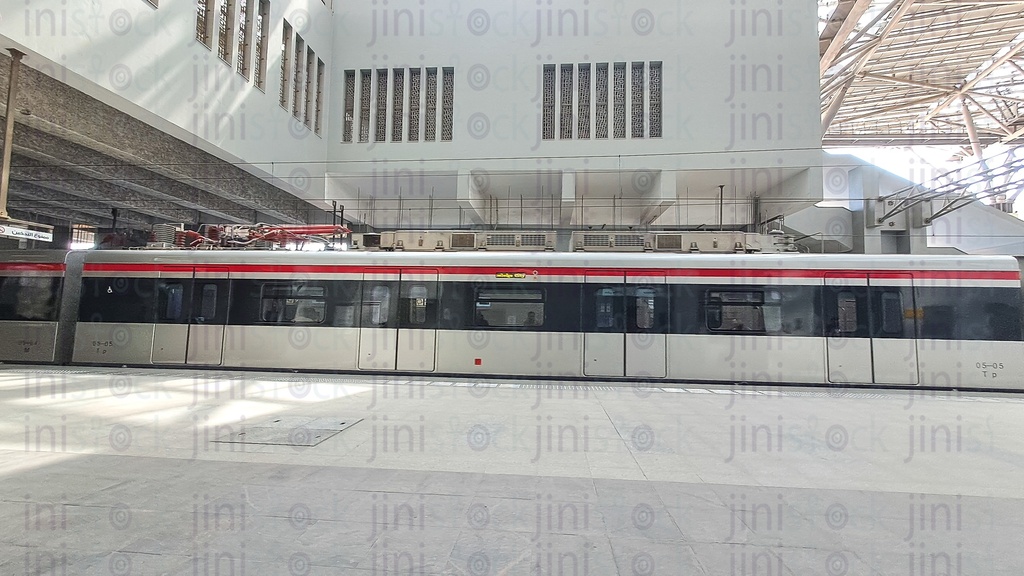 The electric train in Adly Mansour station.