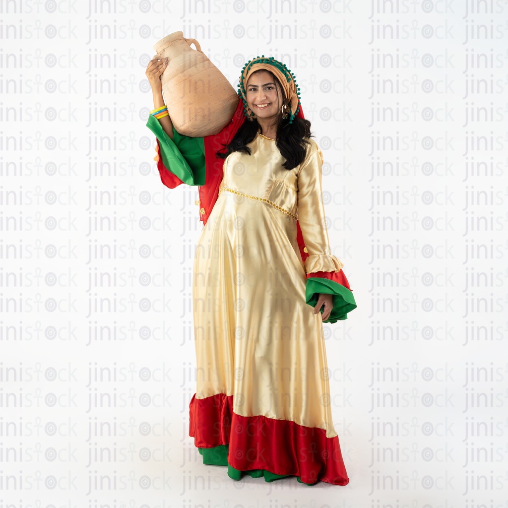 Farmer Egyptian woman carrying a ballas