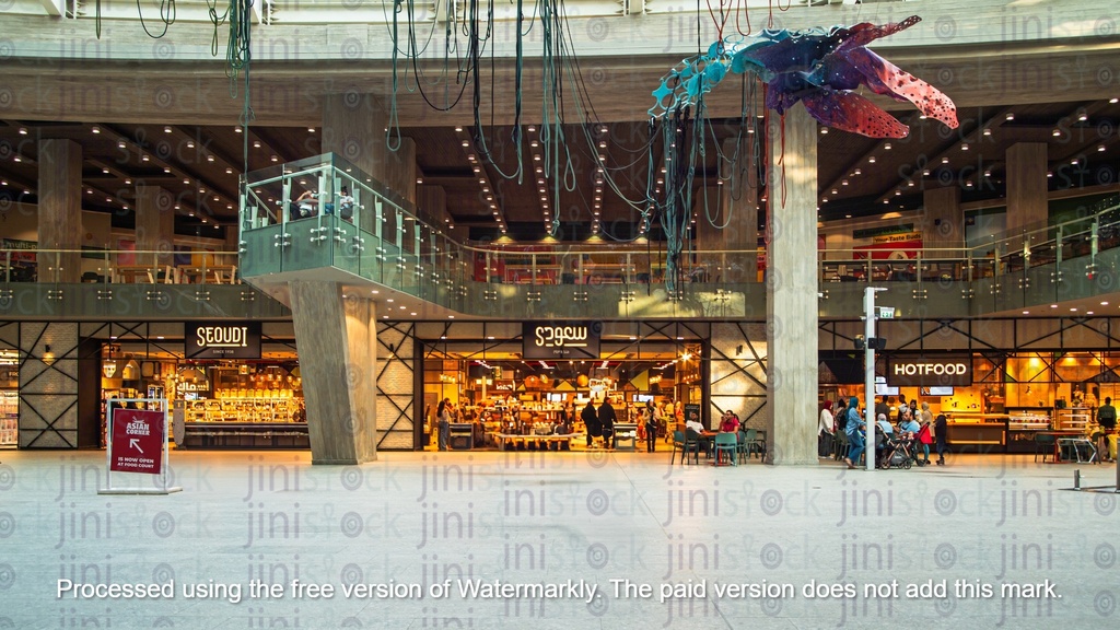 District 5 mall from inside