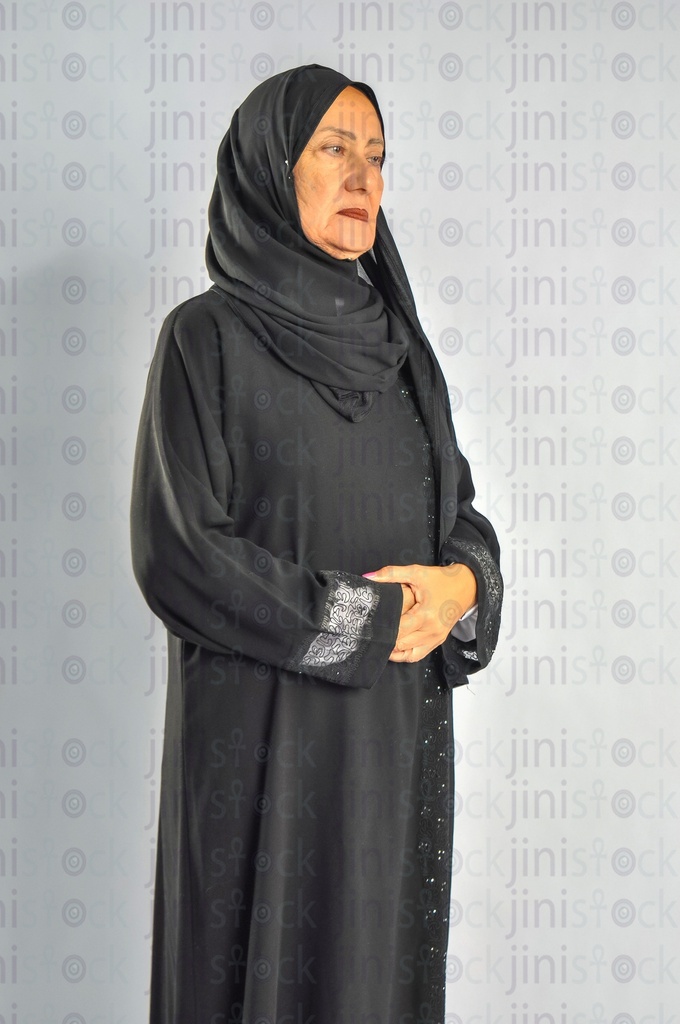 Saudi Arabian or Emirati woman or a woman from the Gulf has Stomach pain or abdominal pain