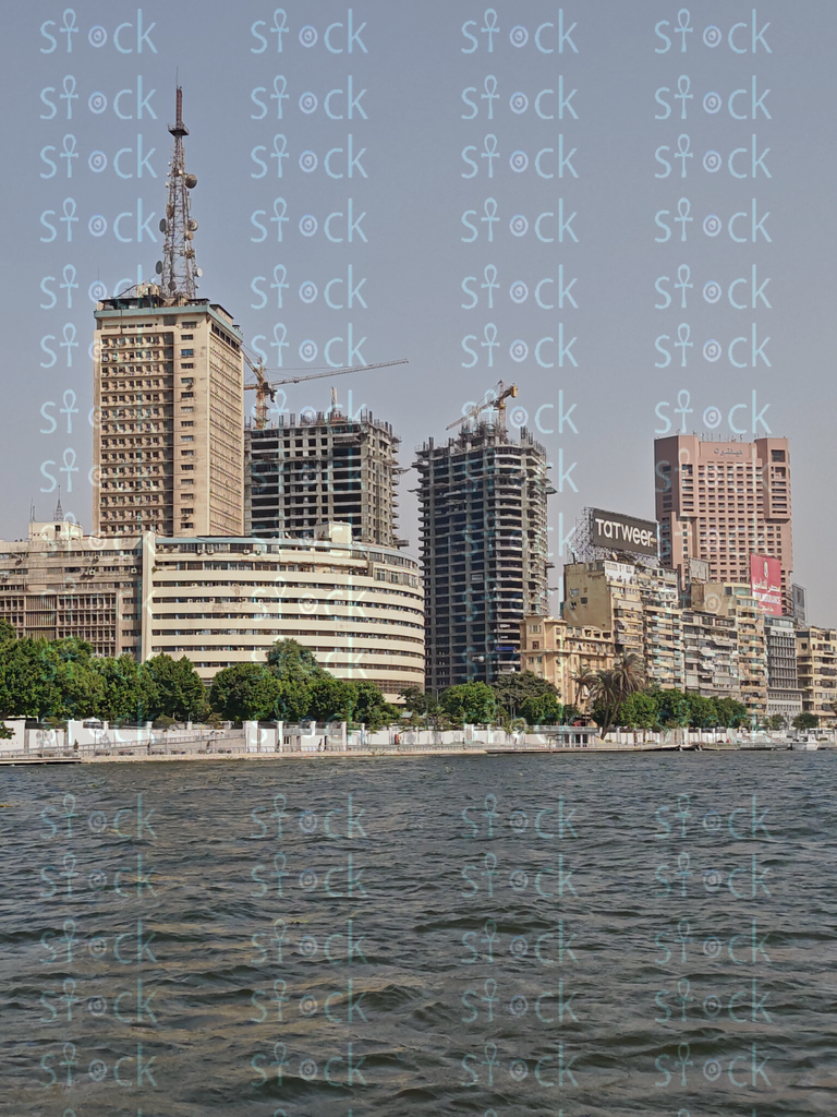 ماسبيرو وأبراج وسط القاهرة بجوار النيل