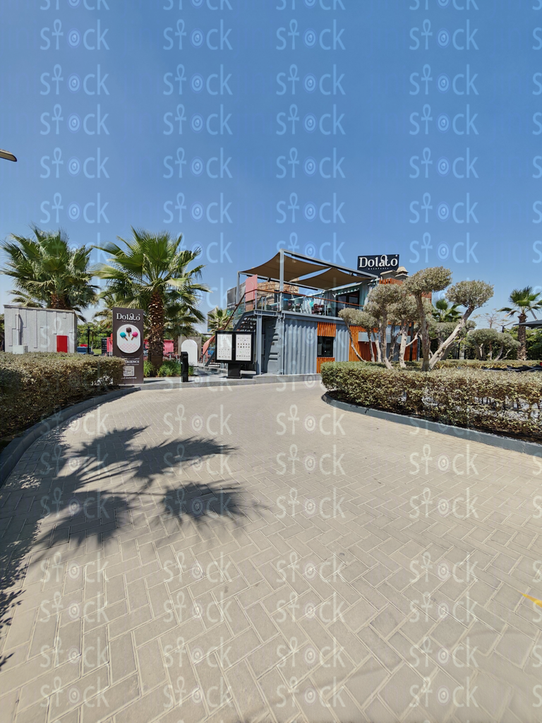 The corridor leading to Dolato