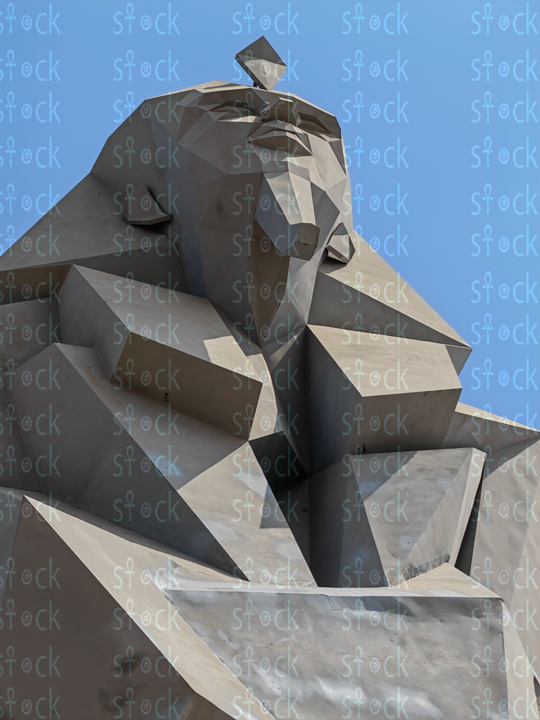 The geometric face of Diaa Awad's statue