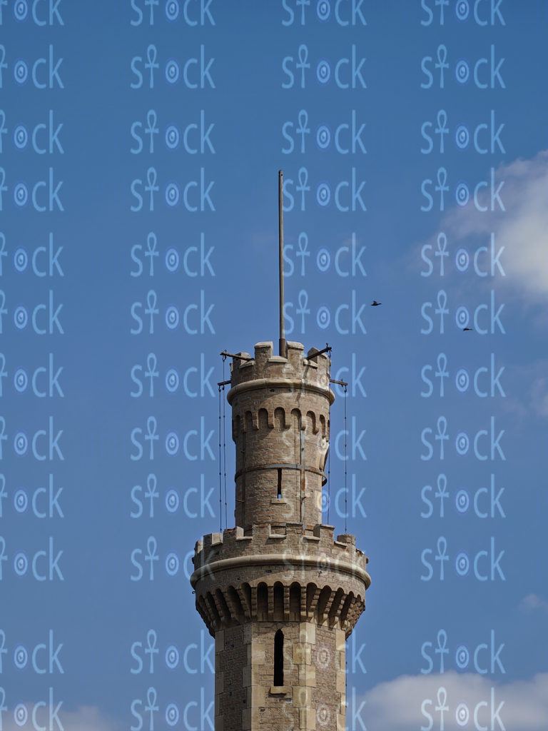 برج القناطر الحجري القديم