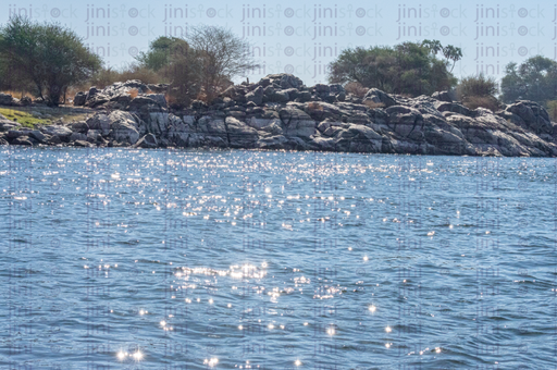 sun reflection on the nile water