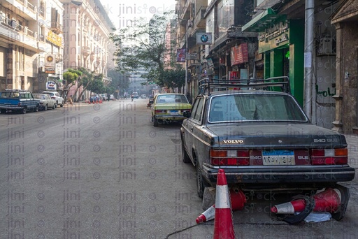 wast el balad streets and old cars