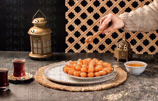 oriental Ramadan deserts with a Ramadan theme setup