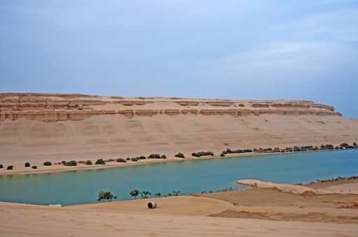 The Magic lake in Fayoum: البحيرة المسحورة بالفيوم