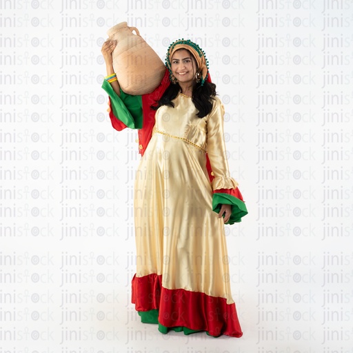 Farmer Egyptian woman carrying a ballas