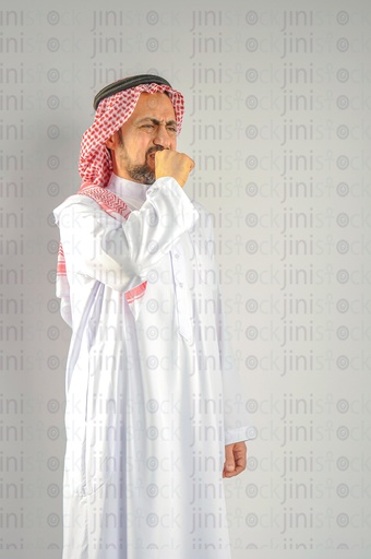 Saudi Arabian or Emirati man or a man from The Gulf coughing.