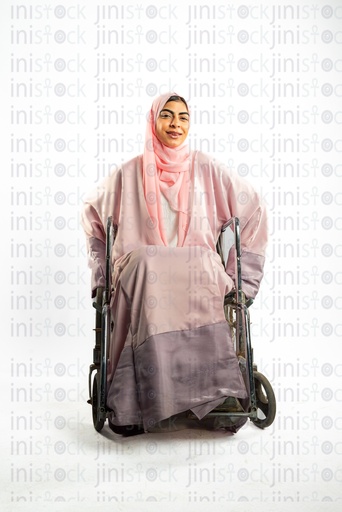 khaliji arab saudi woman from gulf on a wheelchair