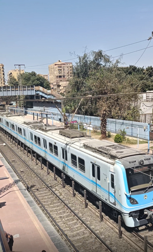 محطة مترو للخط الأزرق الأول الذي يدخل المحطة