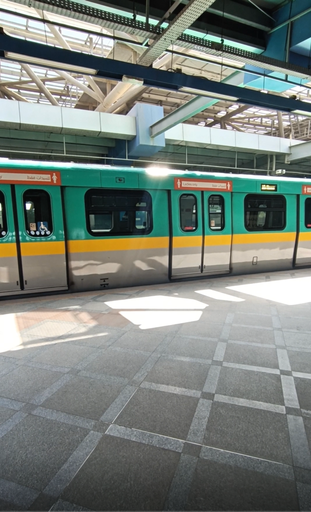 مترو الأنفاق الخط الثالث عدلي منصور الخط الأخضر أثناء التحرك من المحطة