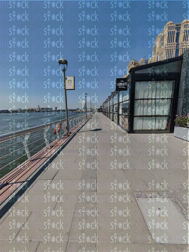 مبانٍ بتصاميم عصرية على ضفاف النيل