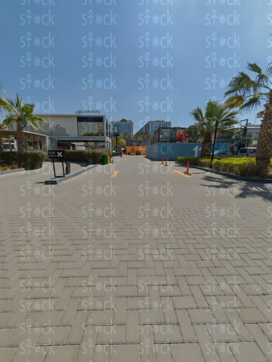 مساحة مشاة واسعة