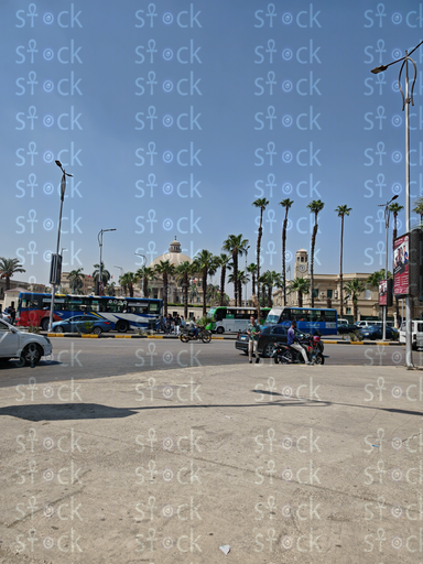  منظر خارجي للحرم الجامعي وقبته البارزة