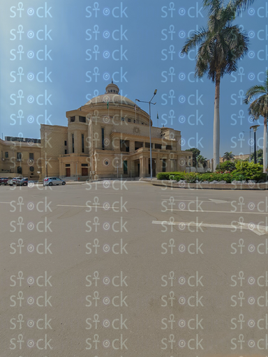 القبة الرئيسية الشهيرة لجامعة القاهرة