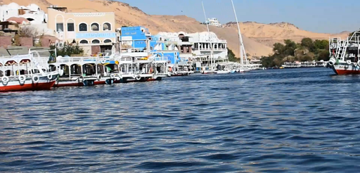 Nile boat harbour